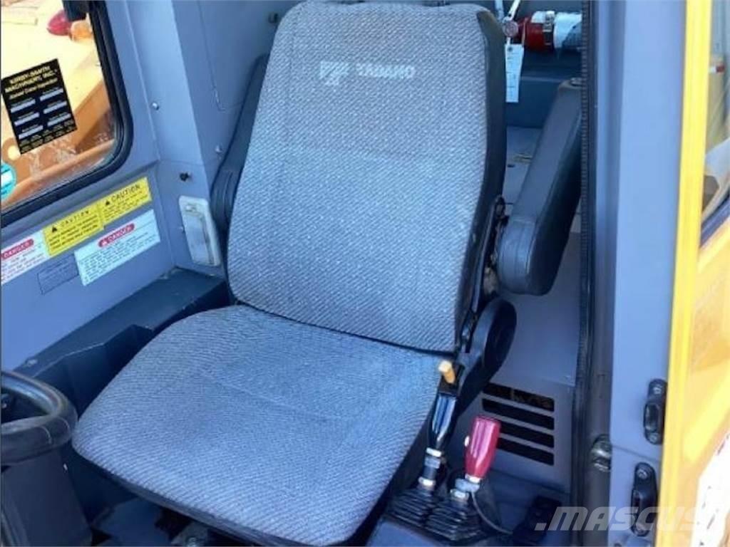 Tadano GR-500XL Mobil daruk