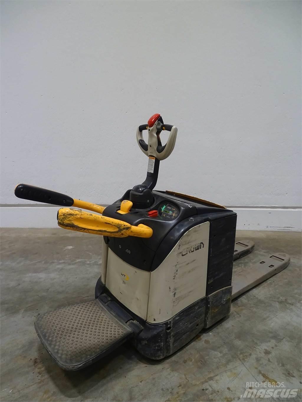 Crown WT3040 Alacsony emelőkocsi