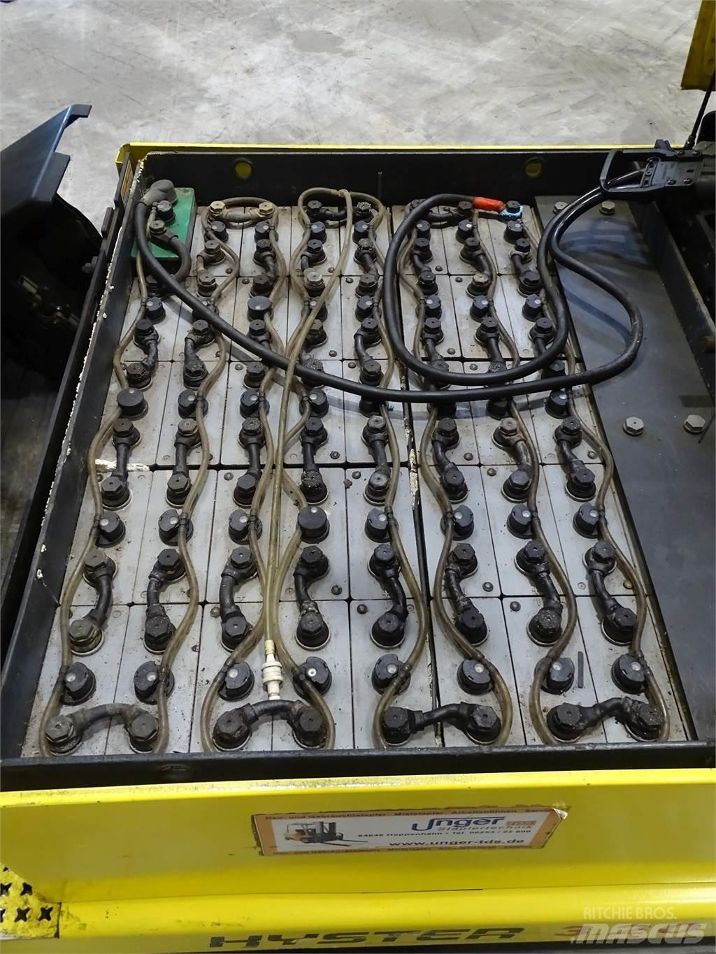 Hyster J3.20XM Elektromos targoncák