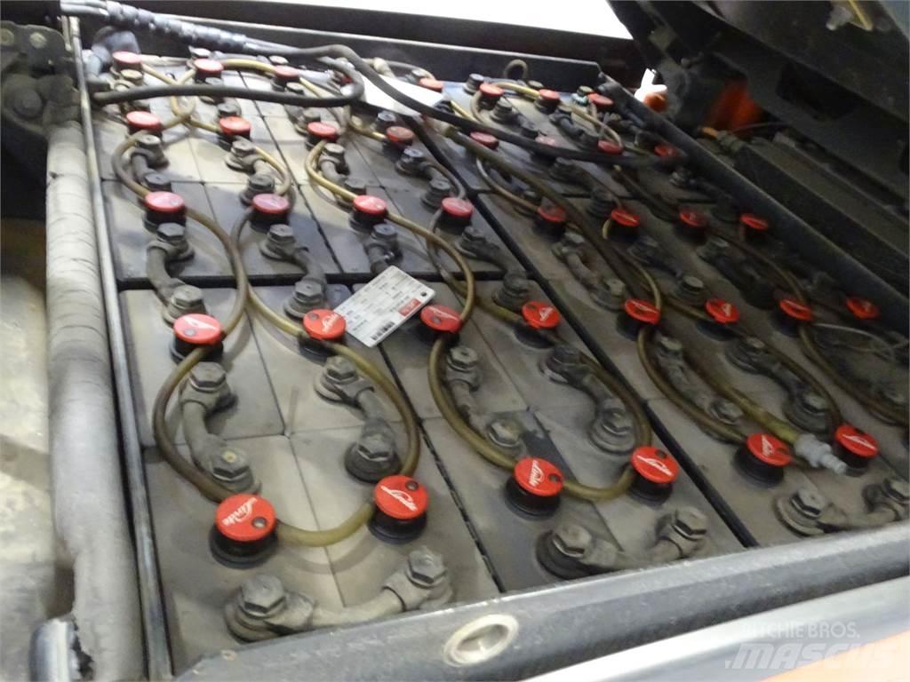 Linde E30HL Elektromos targoncák