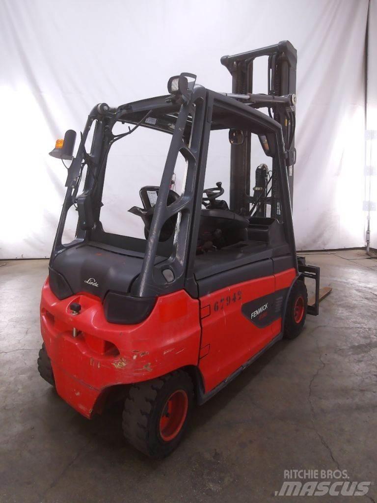 Linde E30L-01 Elektromos targoncák