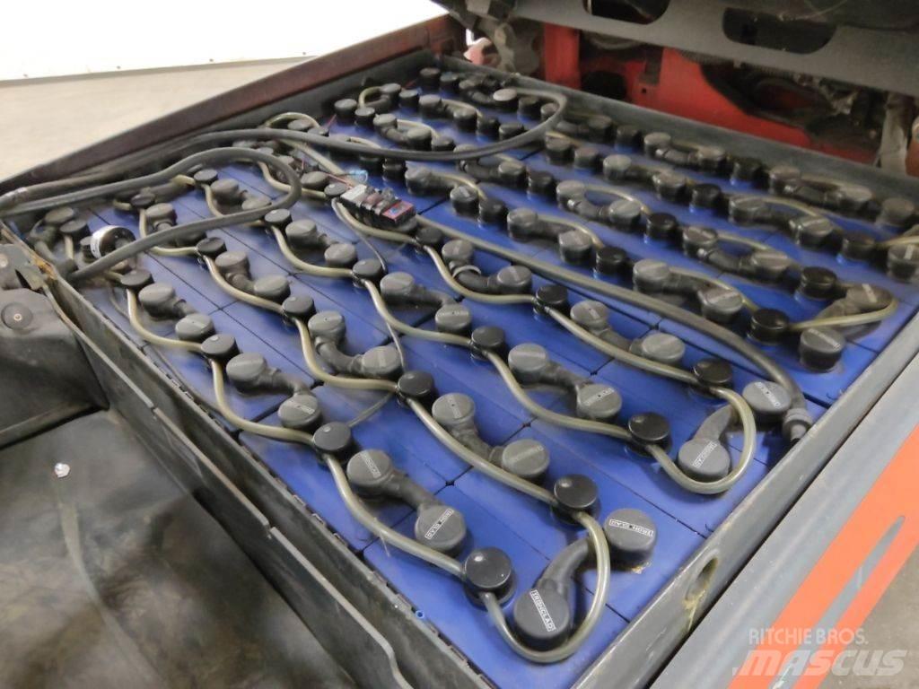 Linde E30L-01 Elektromos targoncák