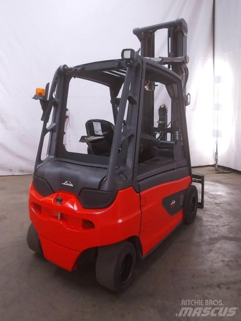 Linde E30L-01 Elektromos targoncák