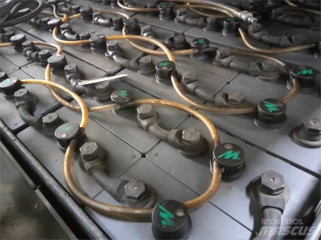 Linde E35HL-01 Elektromos targoncák