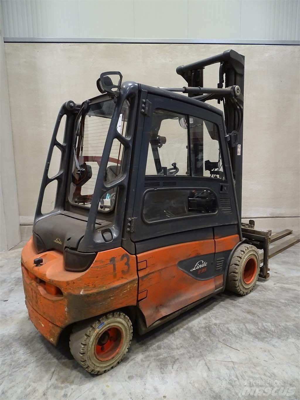 Linde E35L-01 Elektromos targoncák