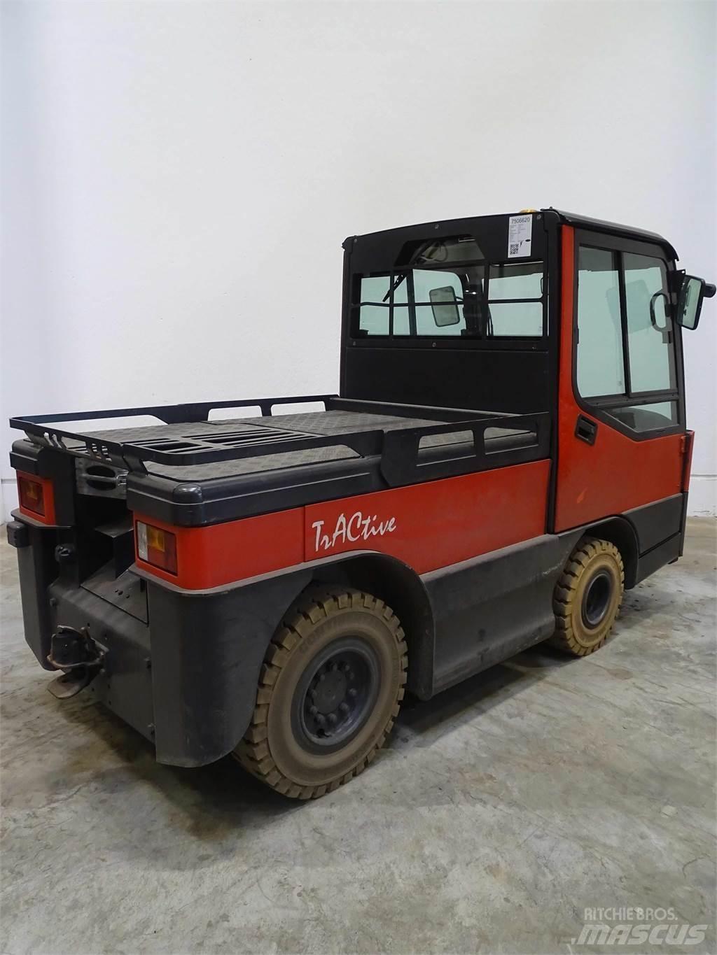 Linde P250 Vontatótargonca