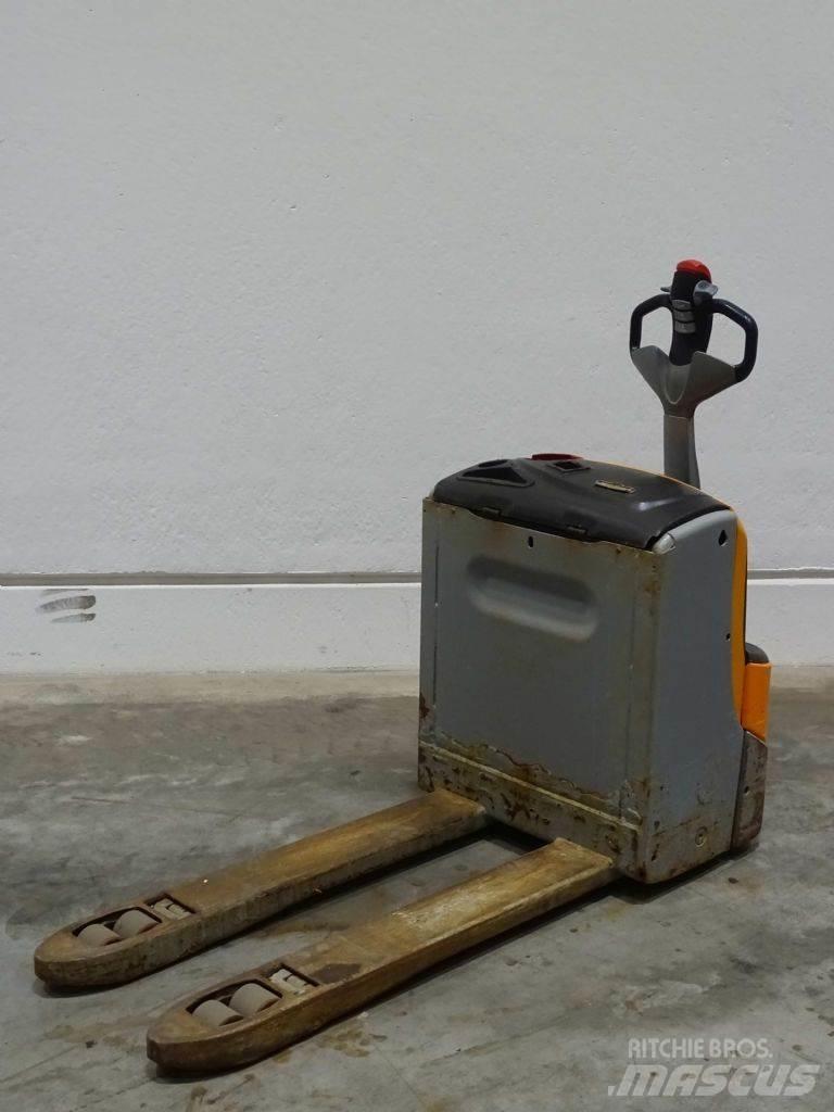 Still EXU18 Alacsony emelőkocsi