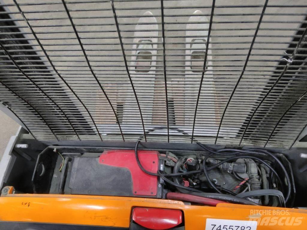 Still EXV10 Gyalogkíséretű targonca