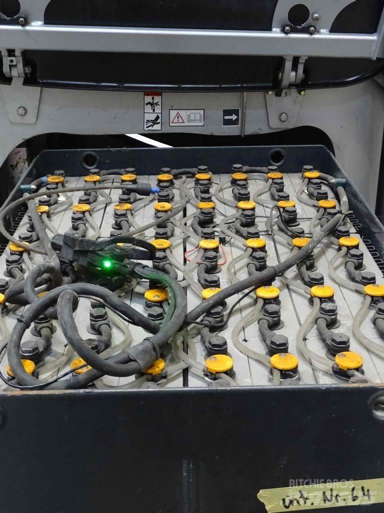 Still RX60-25 Elektromos targoncák
