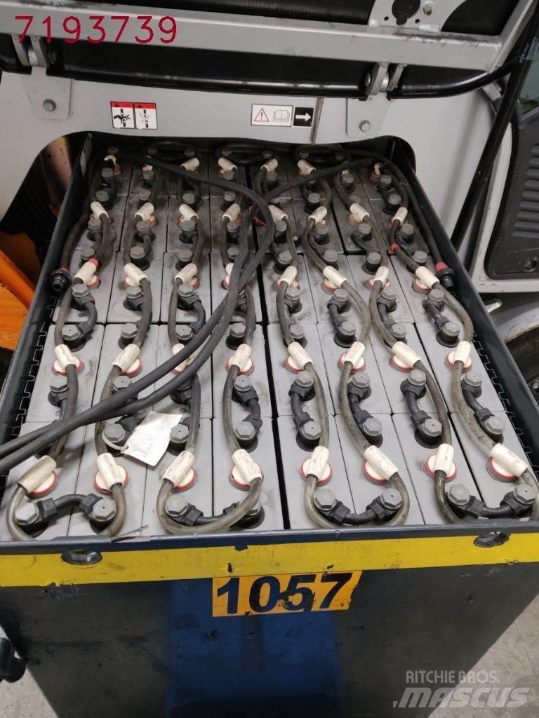 Still RX60-25 Elektromos targoncák