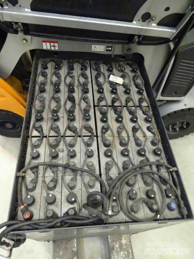 Still RX60-25 Elektromos targoncák
