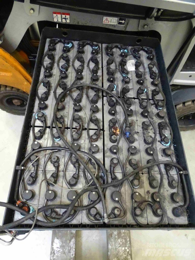 Still RX60-25 Elektromos targoncák