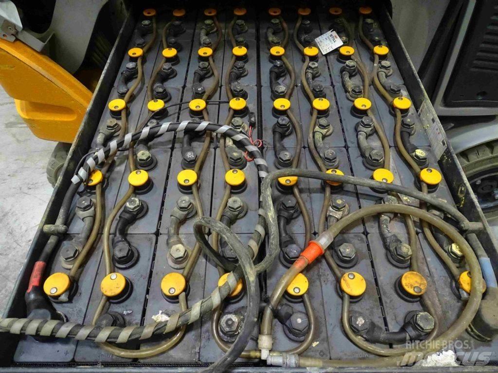 Still RX60-25 Elektromos targoncák