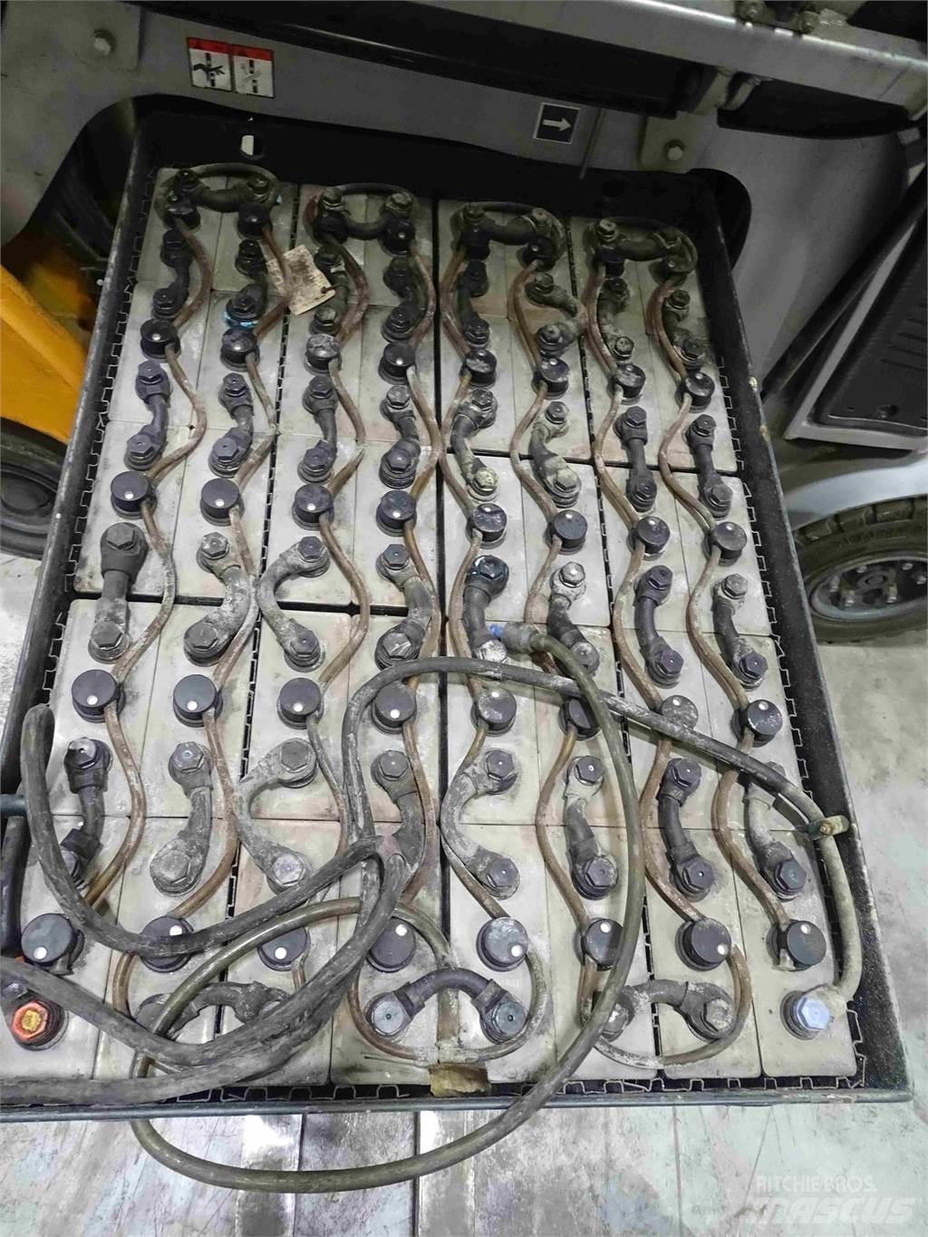 Still RX60-25 Elektromos targoncák
