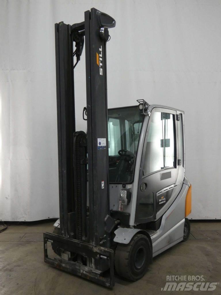 Still RX60-25 Elektromos targoncák