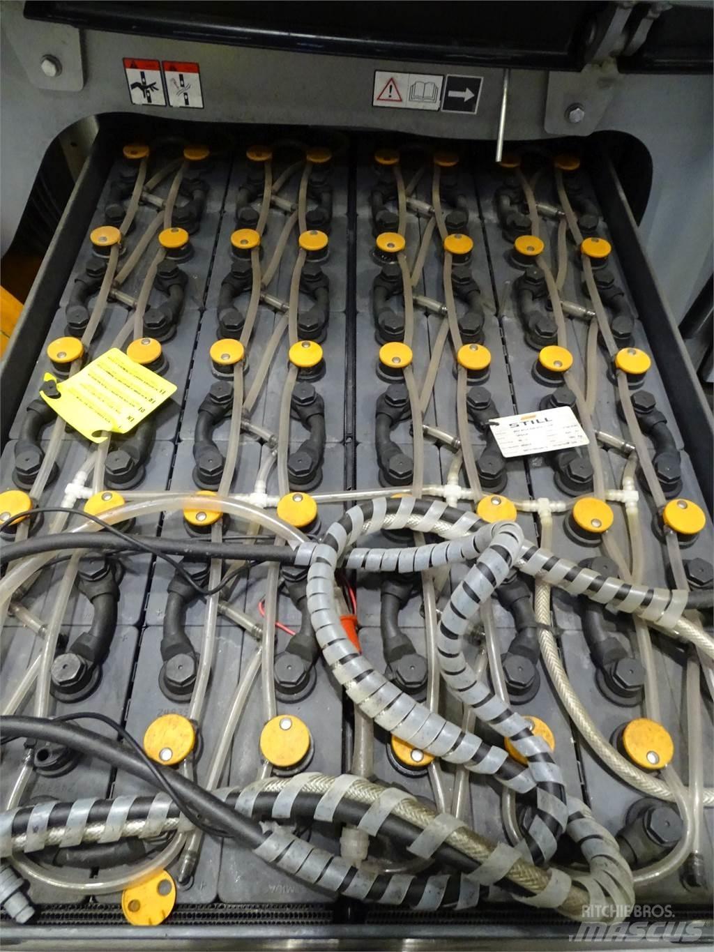 Still RX60-25 Elektromos targoncák