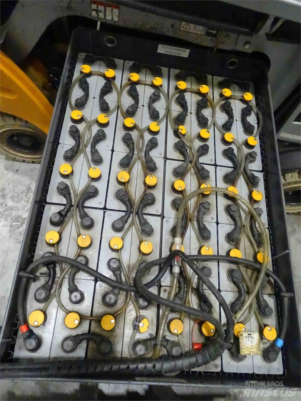 Still RX60-25 Elektromos targoncák