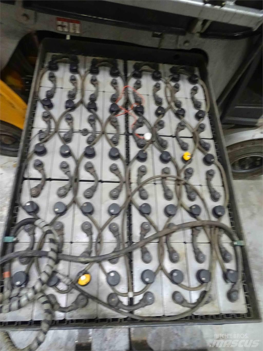 Still RX60-25 Elektromos targoncák