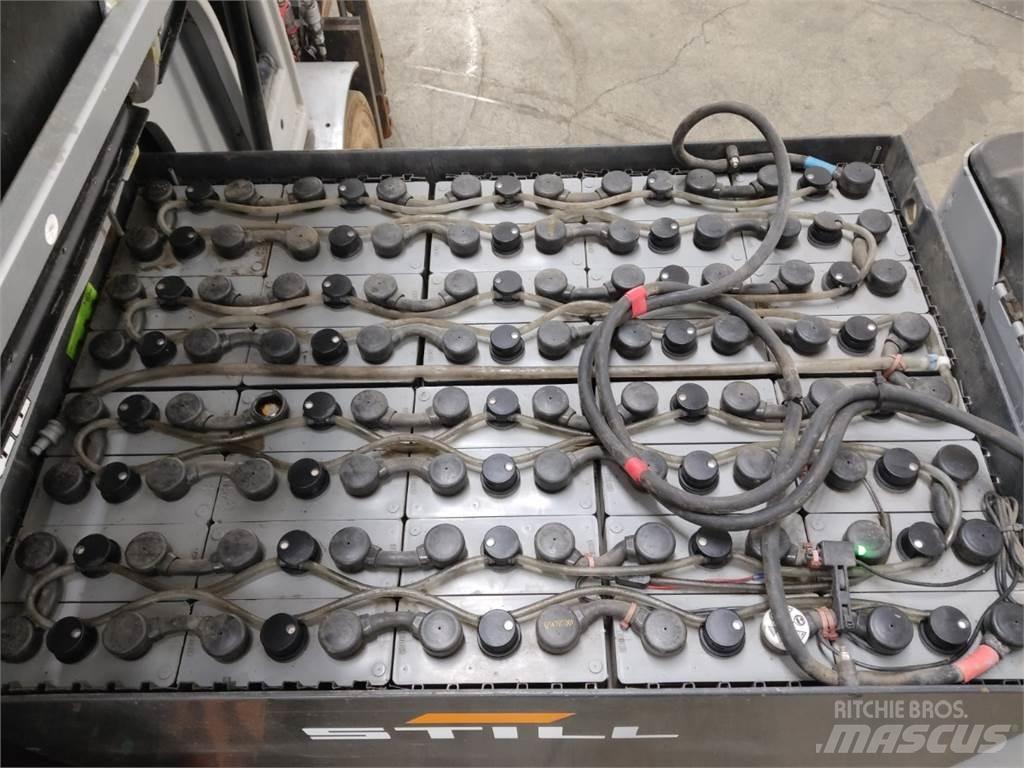 Still RX60-25 Elektromos targoncák