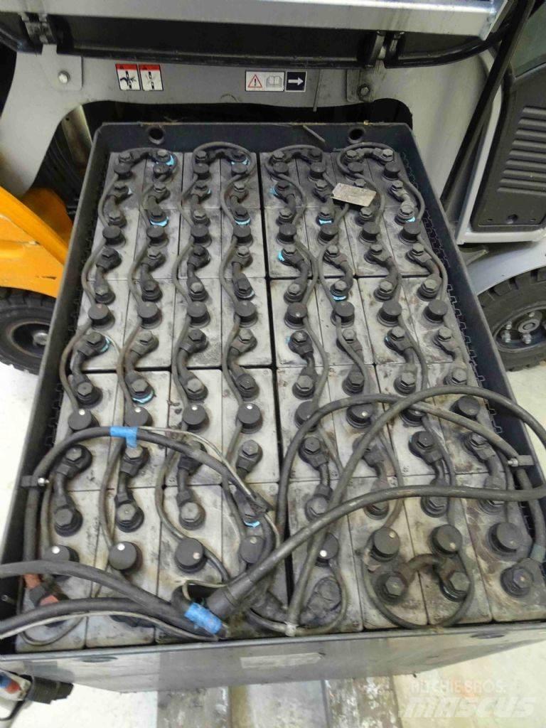 Still RX60-25/600 Elektromos targoncák