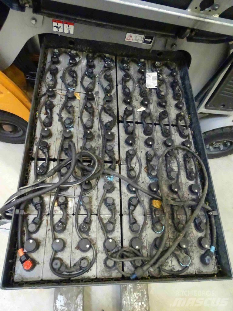 Still RX60-25/600 Elektromos targoncák