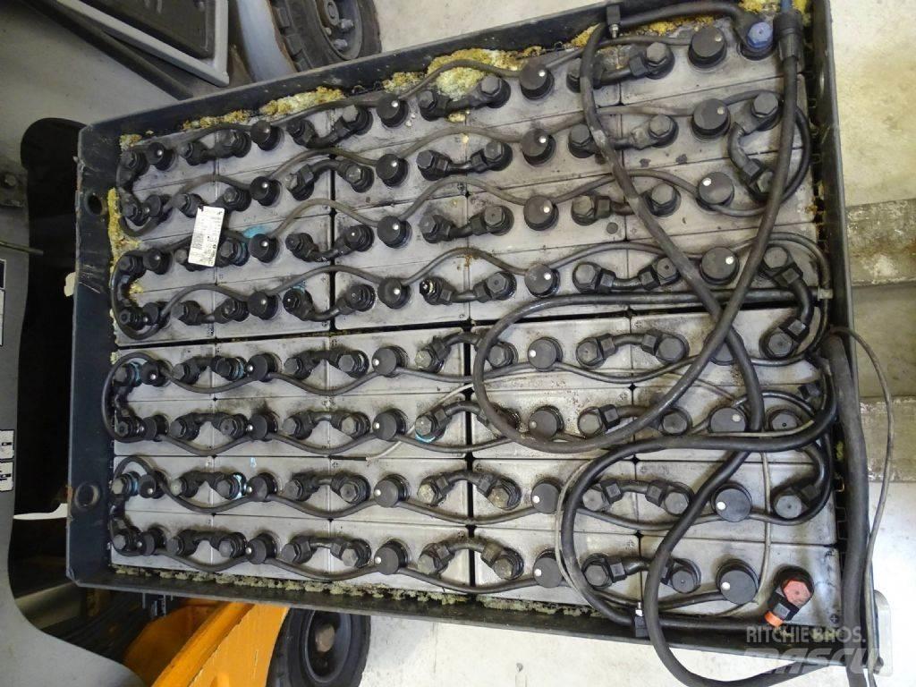 Still RX60-25/600 Elektromos targoncák