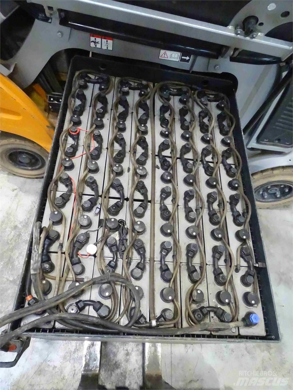Still RX60-25/600 Elektromos targoncák