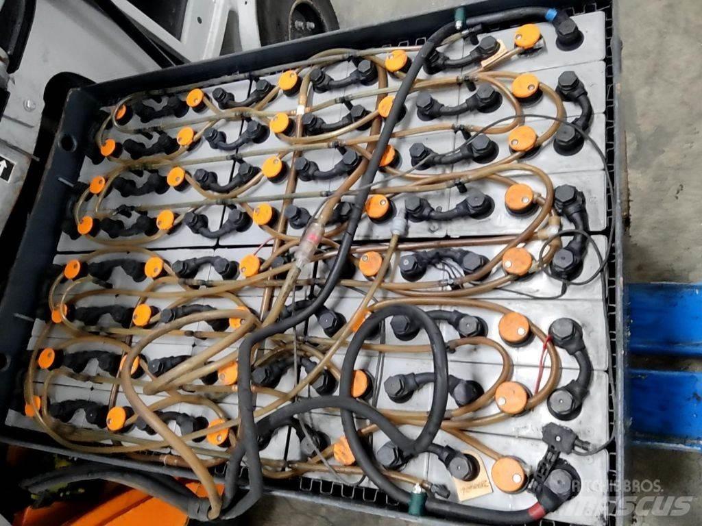 Still RX60-30 Elektromos targoncák