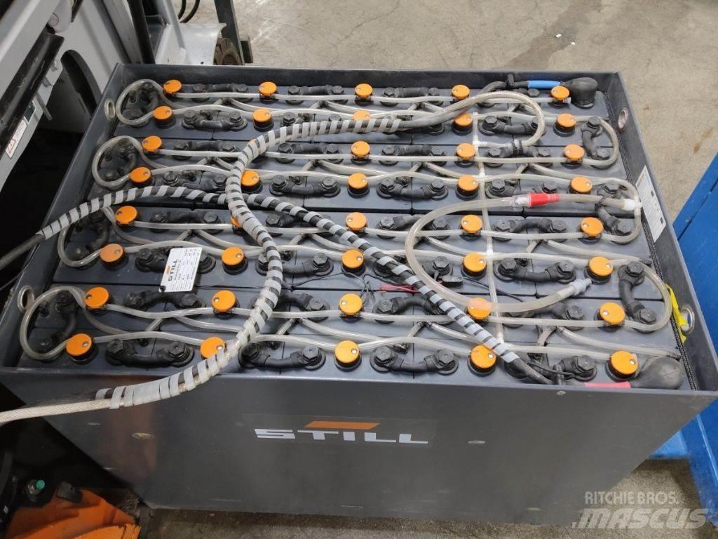 Still RX60-30 Elektromos targoncák