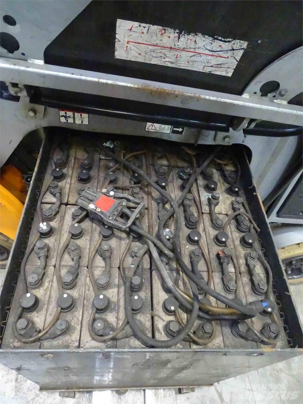 Still RX60-30 Elektromos targoncák