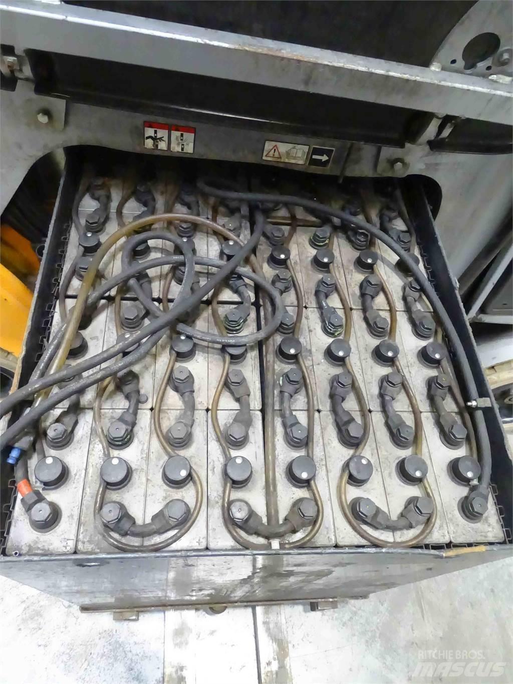 Still RX60-30 Elektromos targoncák
