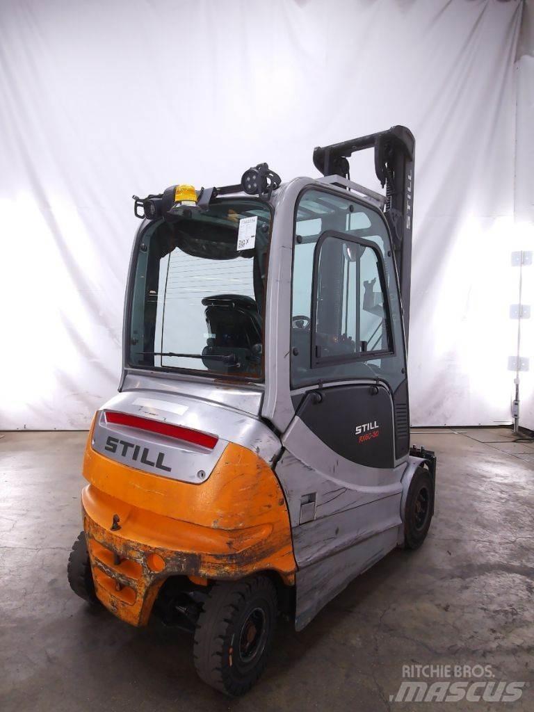 Still RX60-30L Elektromos targoncák
