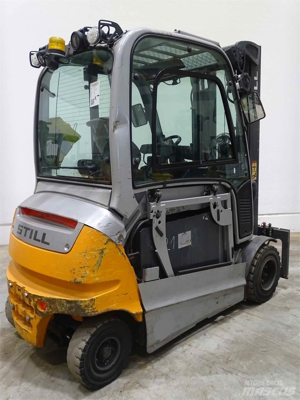 Still RX60-30L Elektromos targoncák