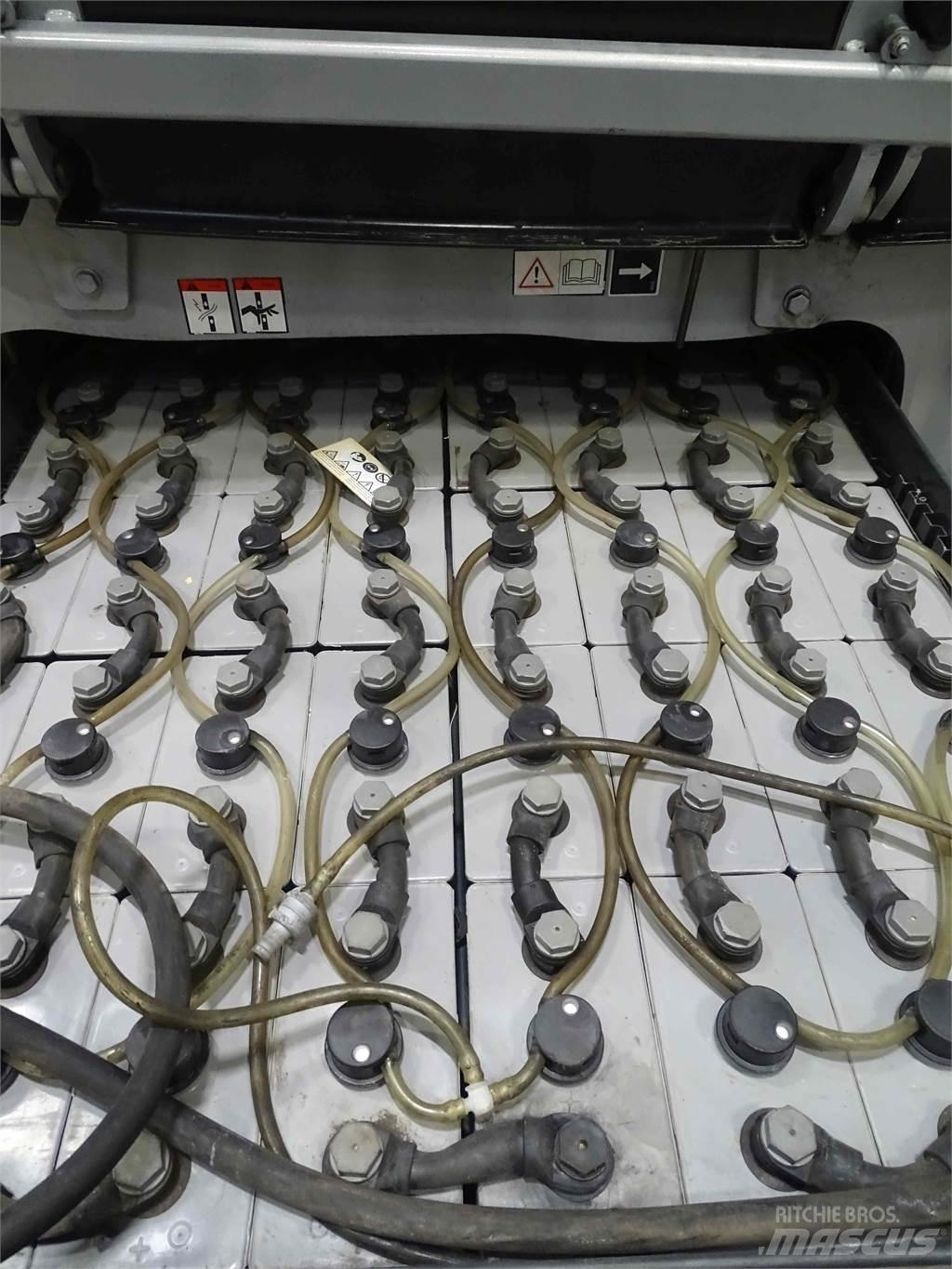 Still RX60-35 Elektromos targoncák