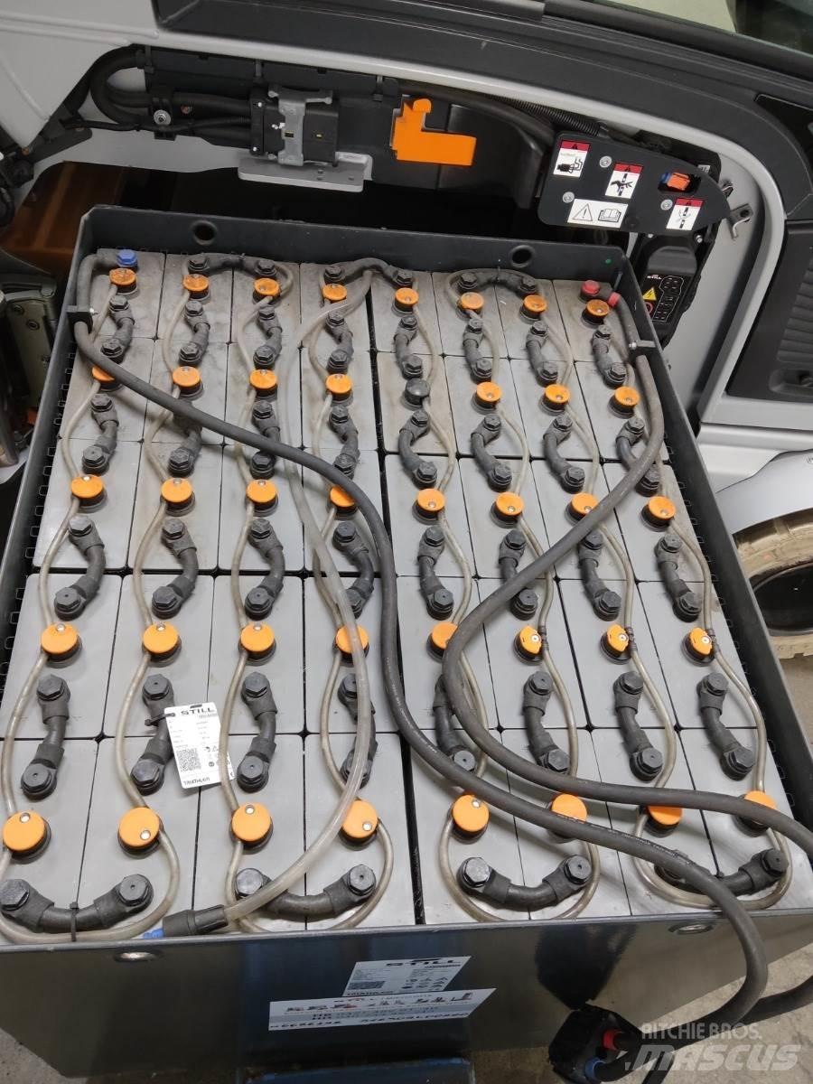 Still RX60-35L Elektromos targoncák
