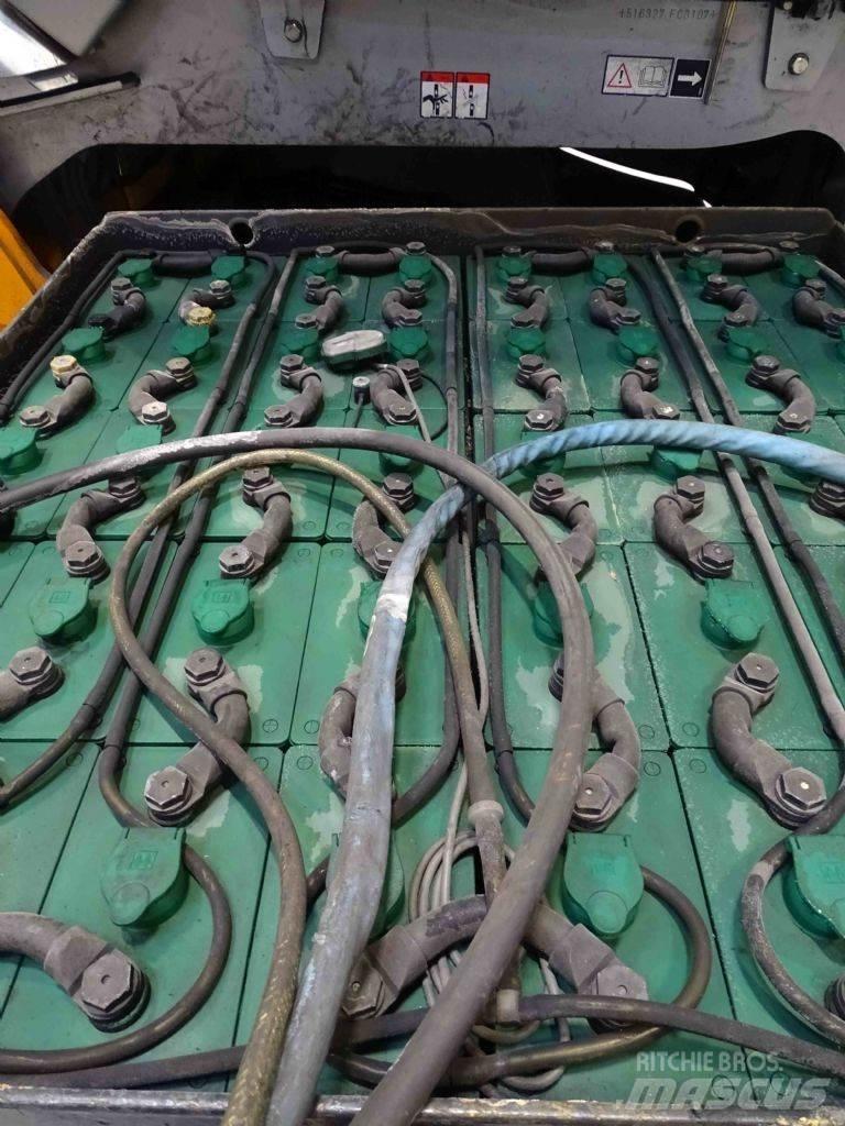 Still RX60-40 Elektromos targoncák
