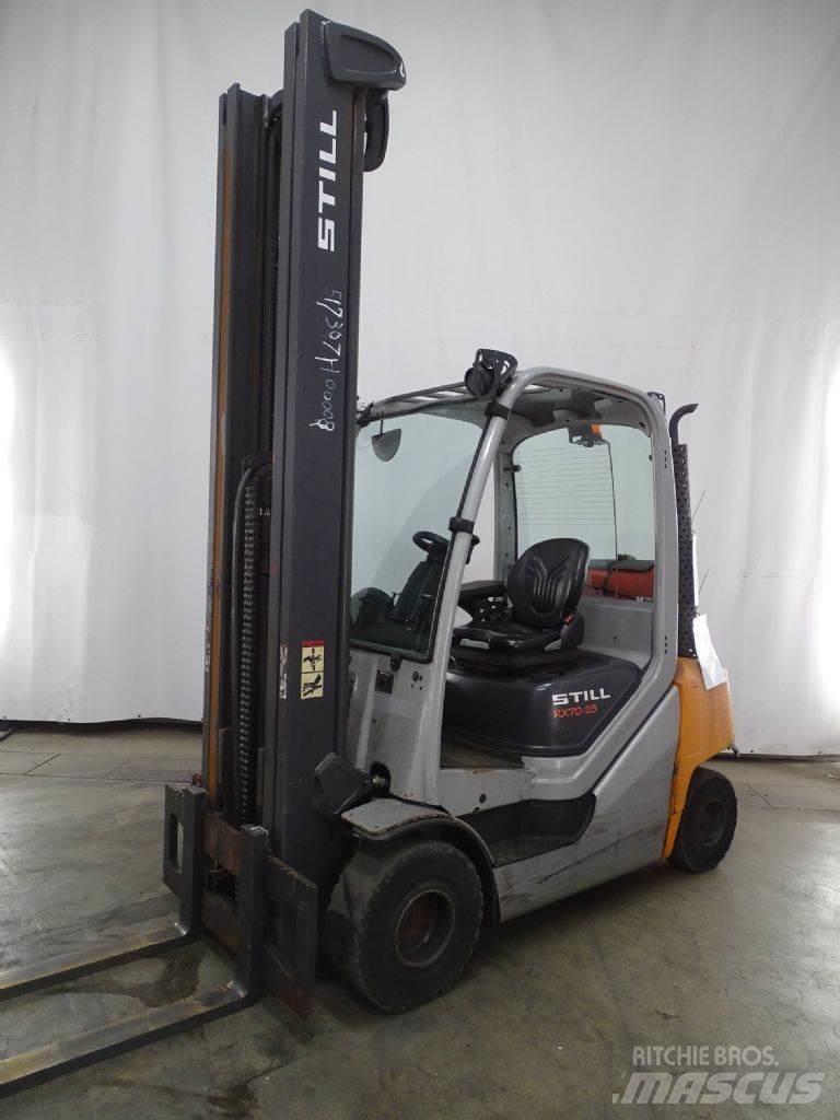 Still RX70-25T Gázüzemű targoncák