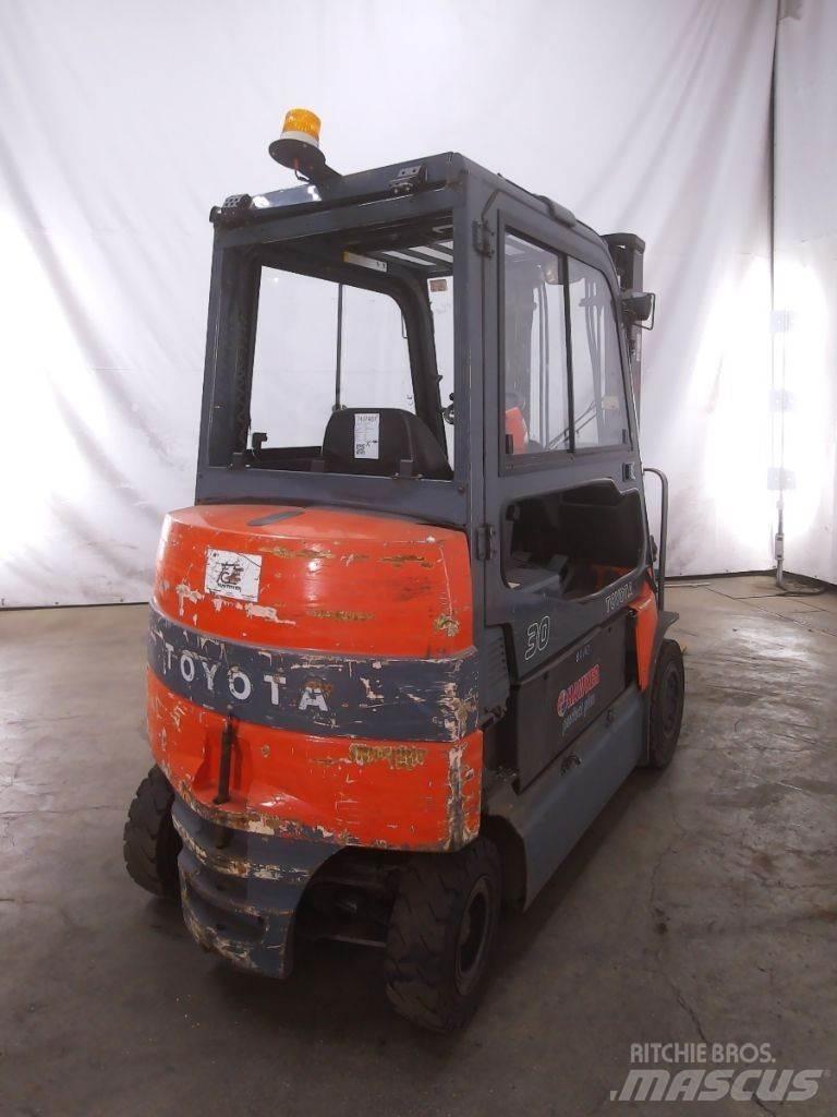 Toyota 7FBMF30 Elektromos targoncák