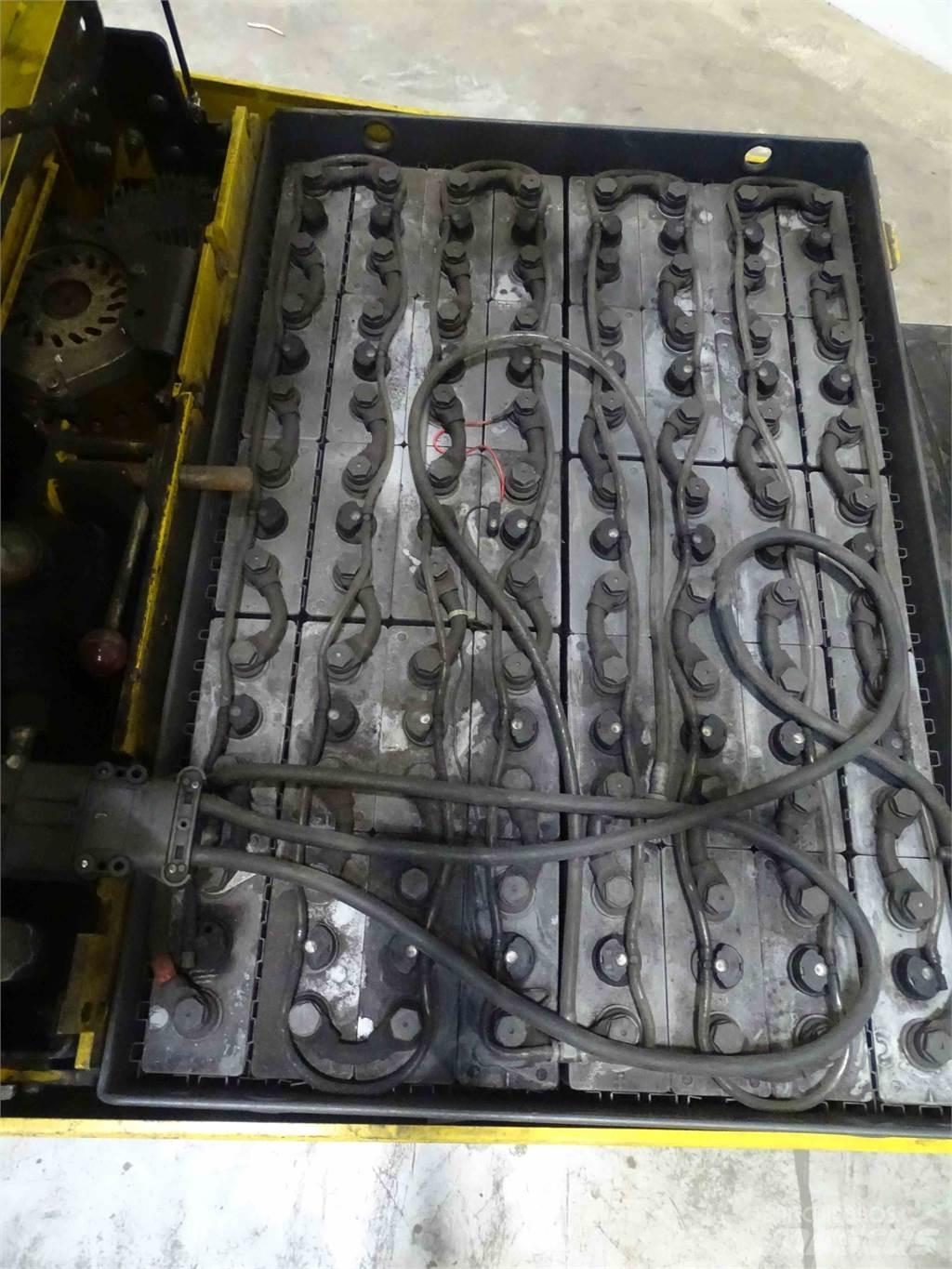 Yale ERP25ALF Elektromos targoncák