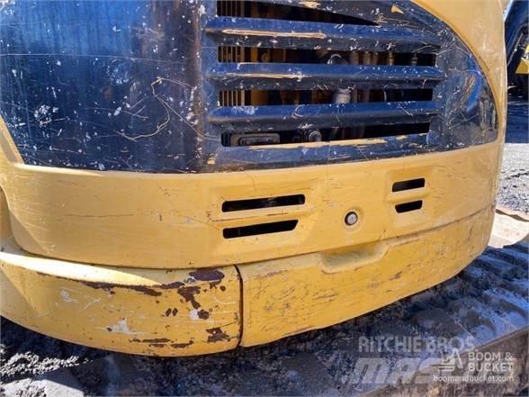 CAT 305C Mini kotrók < 7t
