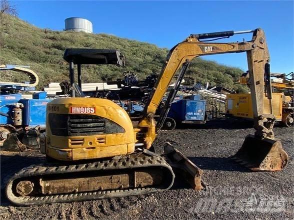CAT 305C Mini kotrók < 7t