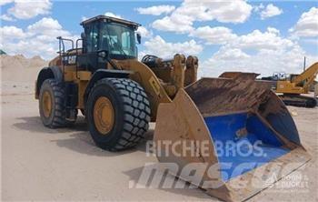 CAT 982M Gumikerekes homlokrakodók