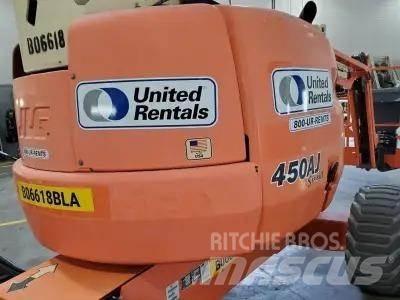 JLG 450AJ Karos emelők