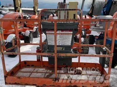 JLG 450AJ Karos emelők