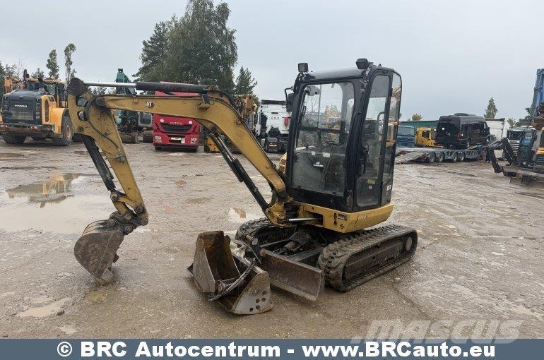 CAT 302.7DCR Mini kotrók < 7t