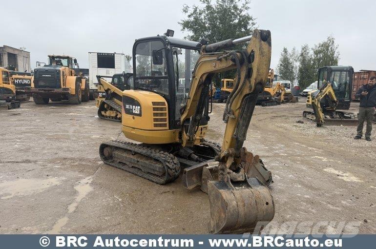 CAT 302.7DCR Mini kotrók < 7t
