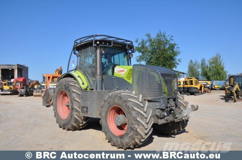 CLAAS Axion 870 Traktorok