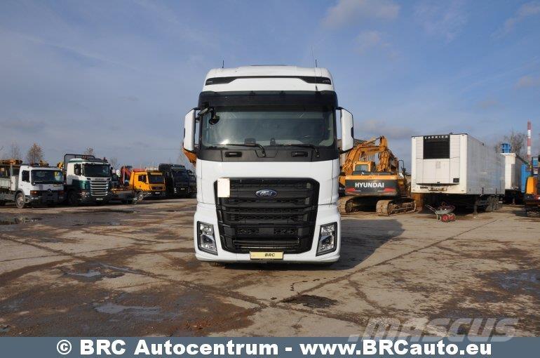 Ford F-MAX Nyergesvontatók