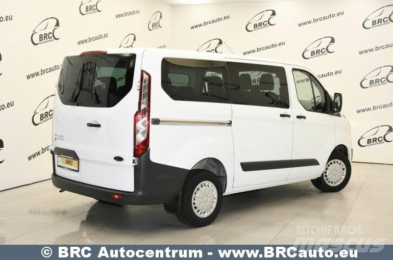 Ford Transit Custom Mini buszok