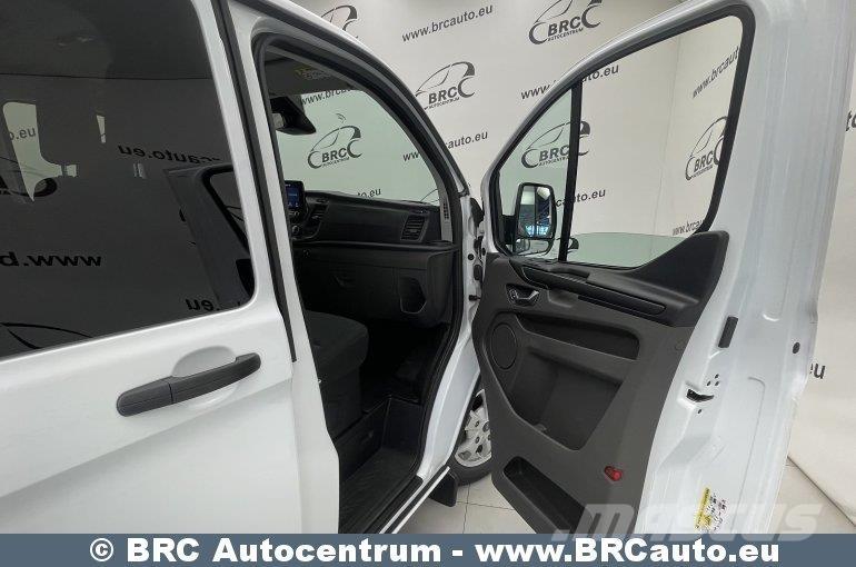 Ford Transit Custom Mini buszok